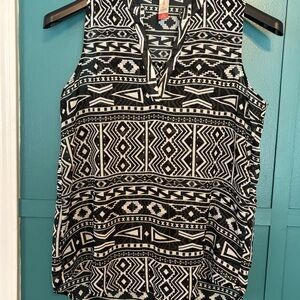 No Boundaries Black and White Tribal Print Blouse